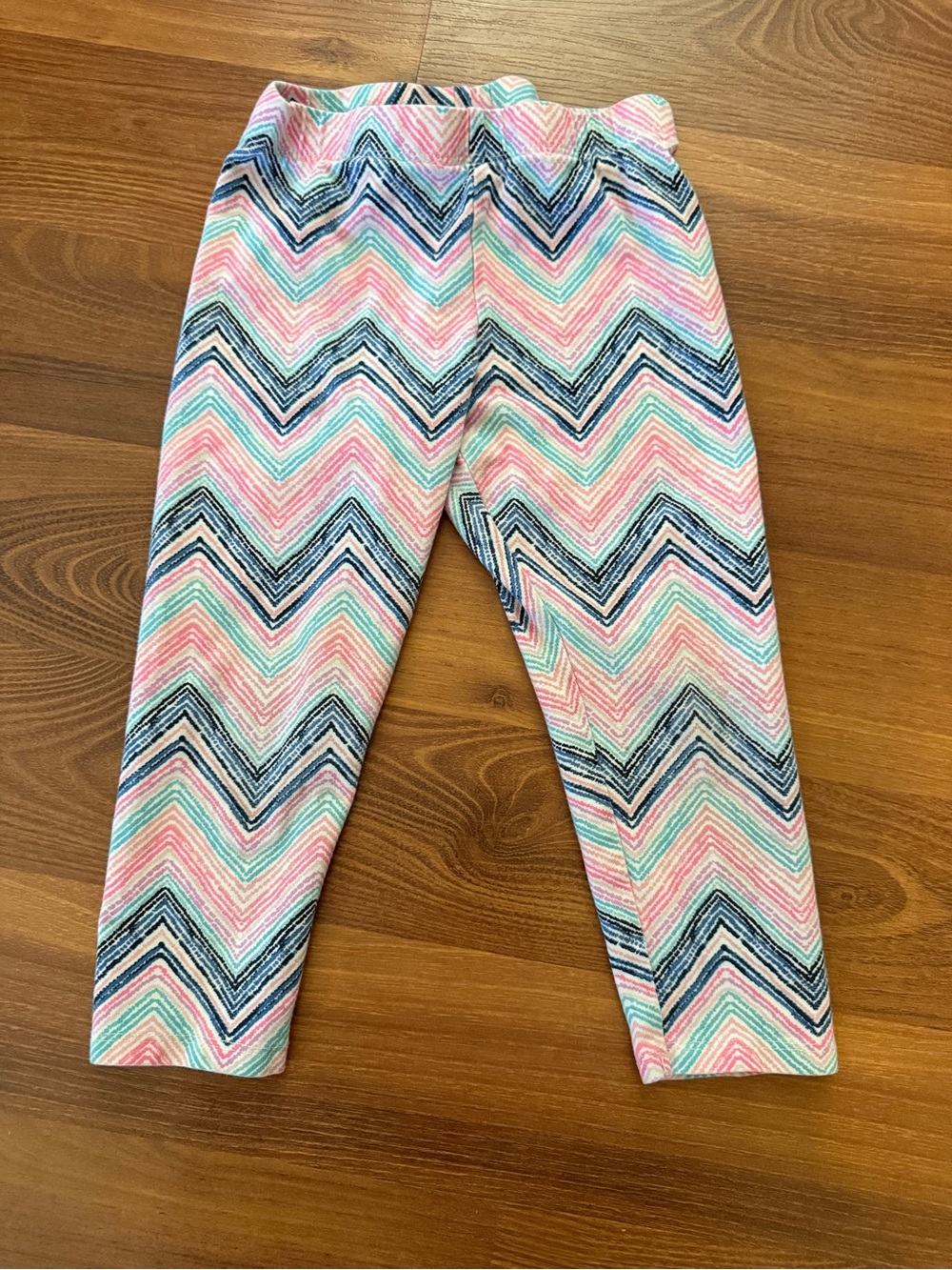 Girls Chevron Print Stretch Capri Leggings - Pink, Mint, Navy